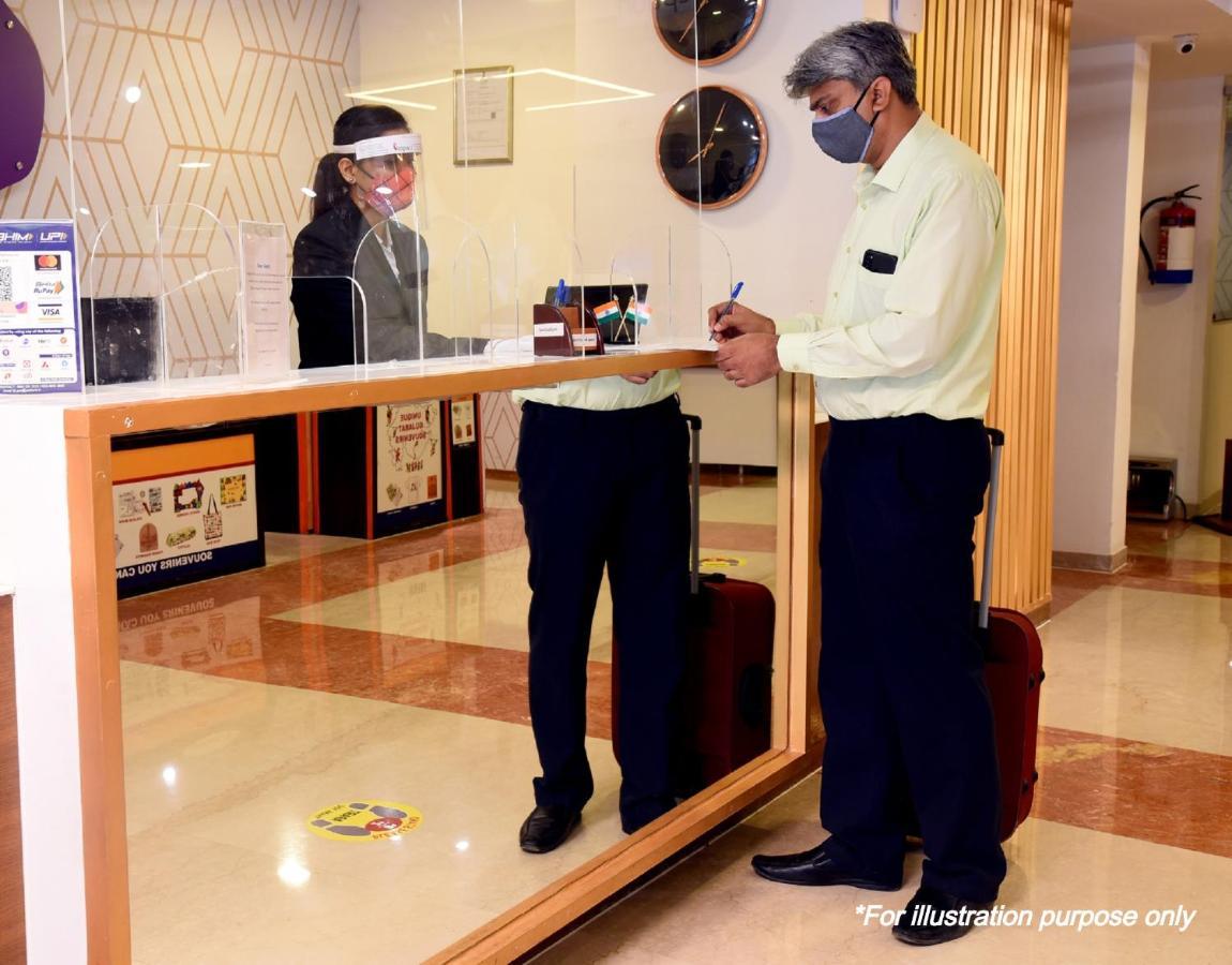 Pop 81030D Hotel Crystal Park Jogeshwari Mumbai Kültér fotó